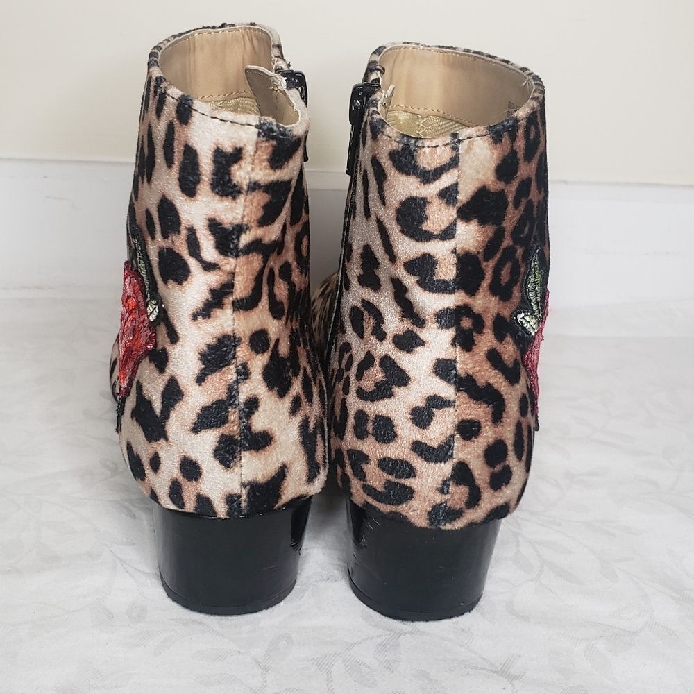 Leopard Rocker Heel Boots - Picture 6 of 12